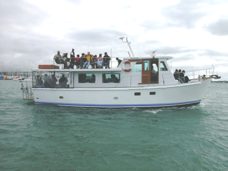 Auckland's fun party and fishing boat