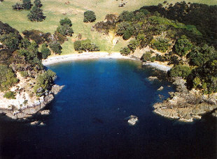 Garden Cove Waiheke near Auckland New Zealand